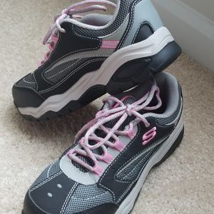 Skechers slip resistant, steel toe work shoes with